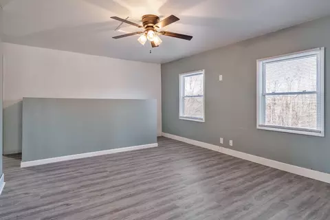 Living - 1010 North St, Thomson, IL 61285 photo 12 of 13
