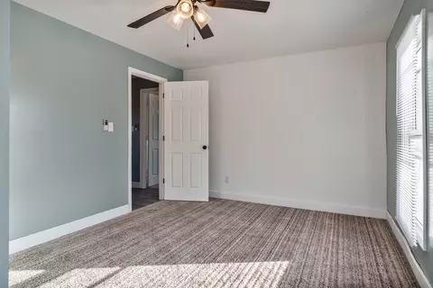 Bedroom - 1010 North St, Thomson, IL 61285 photo 2 of 6