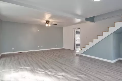 Living - 1010 North St, Thomson, IL 61285 photo 7 of 13