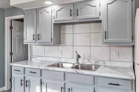 Kitchen - 1010 North St, Thomson, IL 61285 photo 3 of 4