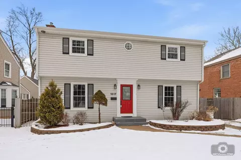 1017 N Main St, Wheaton, IL 60187 photo 1