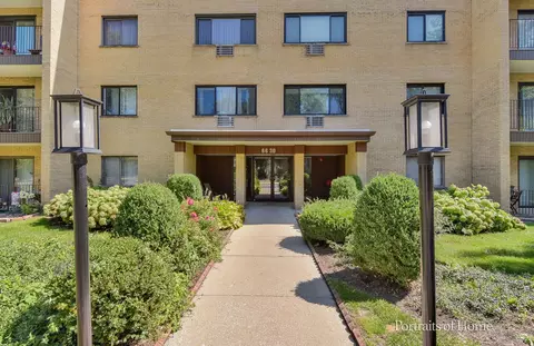 6630 S Brainard Ave #203, Countryside, IL 60525