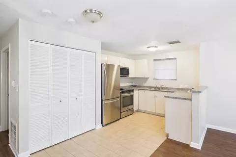 1415 E 71st Pl, Chicago, IL 60619 photo 6