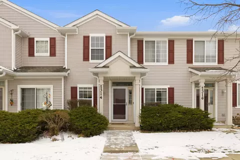 2314 Reflections Dr, Aurora, IL 60502