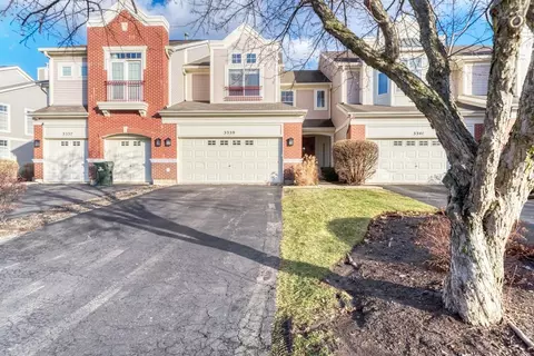 3339 Rosecroft Ln, Naperville, IL 60564