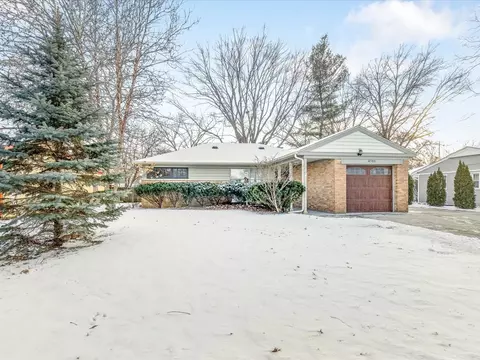 4701 Highcrest Rd, Rockford, IL 61107