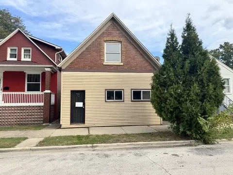 304 155th Pl, Calumet City, IL 60409