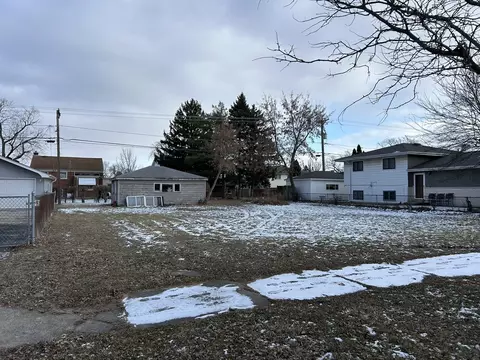 4223 Elm Ave, Lyons, IL 60534