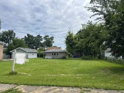 4223 Elm Ave, Lyons, IL 60534