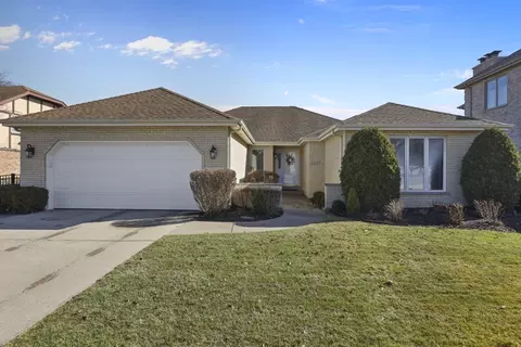 1227 N Ashley Ln, Addison, IL 60101