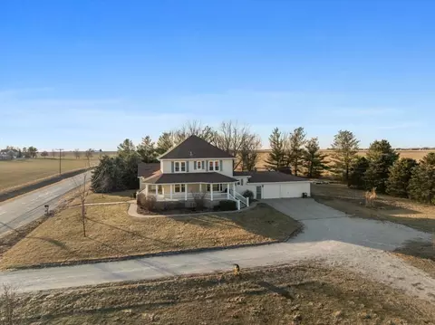 26947 E 1200 North Rd, Forrest, IL 61741