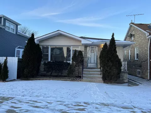 6142 W Barry Ave, Chicago, IL 60634
