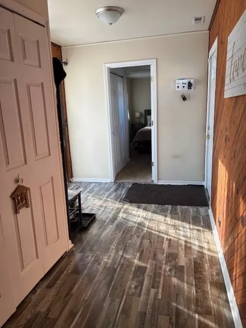 Entry Way - 2705 Park St, Rolling Meadows, IL 60008 photo 2 of 2