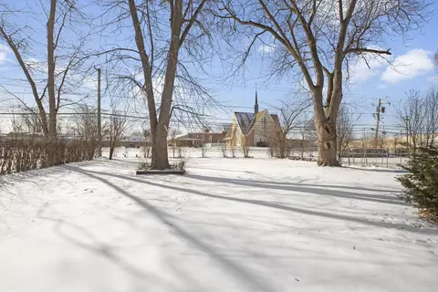 Exterior - 2705 Park St, Rolling Meadows, IL 60008 photo 3 of 4