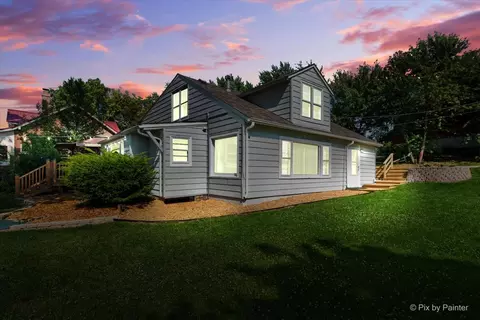 1304 River Terrace Dr, Johnsburg, IL 60051