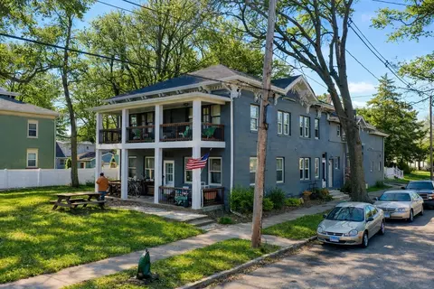 621 Chapel St, Ottawa, IL 61350