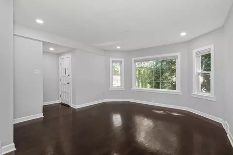 Living - Undisclosed, Chicago, IL 60641 photo 1 of 1