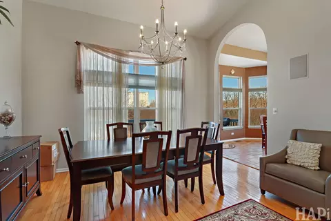 Dining - 274 Prairie View Ln #274, Wheeling, IL 60090 photo 1 of 2
