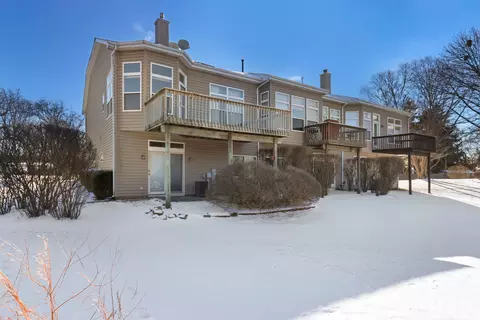 Exterior - 274 Prairie View Ln #274, Wheeling, IL 60090 photo 3 of 5