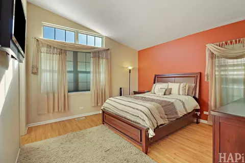 Bedroom - 274 Prairie View Ln #274, Wheeling, IL 60090 photo 1 of 3