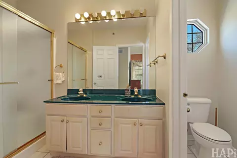 Bath - 274 Prairie View Ln #274, Wheeling, IL 60090 photo 3 of 4