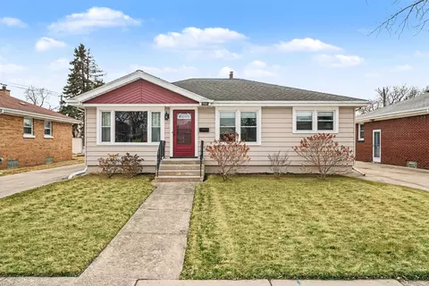 735 E 163rd St, South Holland, IL 60473