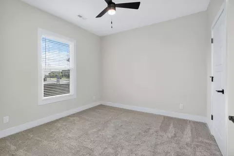 Bedroom - 412 N 2nd Ave, Eldridge, IA 52748 photo 1 of 6