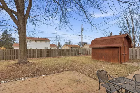 Exterior - 1126 13th St, Silvis, IL 61282 photo 3 of 4