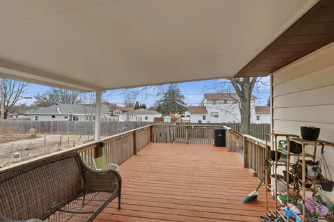 Exterior - 1126 13th St, Silvis, IL 61282 photo 4 of 4