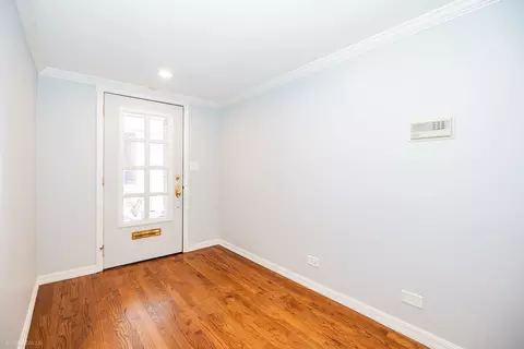 1410 W Wrightwood Ave #E, Chicago, IL 60614 photo 2