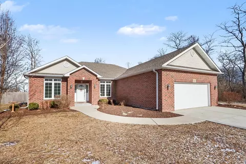 2114 Kingtree Dr, Morris, IL 60450