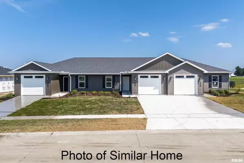 424 N 2nd Ave, Eldridge, IA 52748
