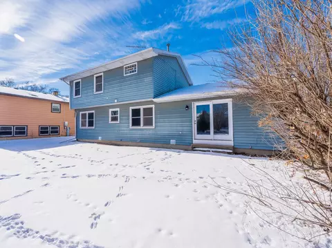 Exterior - 429 6th St, Wheeling, IL 60090 photo 3 of 4