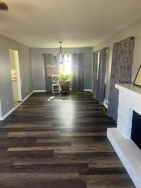 125 W Exchange St, Danvers, IL 61732 photo 7