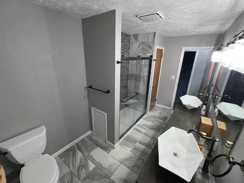 125 W Exchange St, Danvers, IL 61732 photo 22