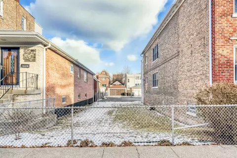 3331 S Emerald Ave, Chicago, IL 60616
