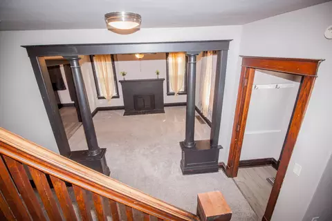 Entry Way - 736 14 St, Moline, IL 61265 photo 2 of 2
