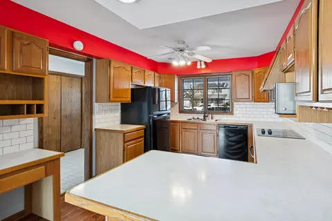 Kitchen - Undisclosed, Aurora, IL 60506 photo 1 of 4