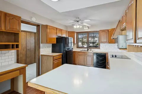 Kitchen - Undisclosed, Aurora, IL 60506 photo 4 of 4