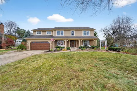 1404 Amy Ln, Libertyville, IL 60048