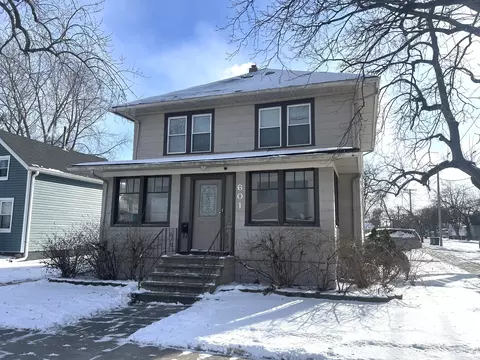 601 Columbia Ave, Elgin, IL 60120