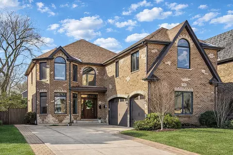 594 S Fairfield Ave, Elmhurst, IL 60126