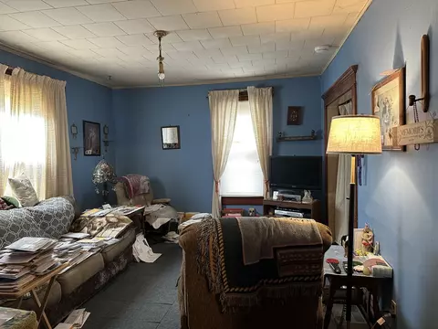 Living - 208 Johnson St, Morrison, IL 61270 photo 1 of 1