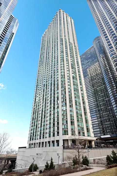 195 N Harbor Dr #408, Chicago, IL 60601