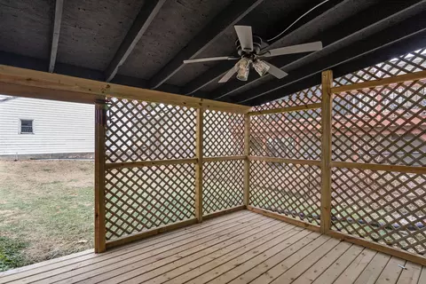 Exterior - 2423 32nd St, Moline, IL 61265 photo 4 of 10