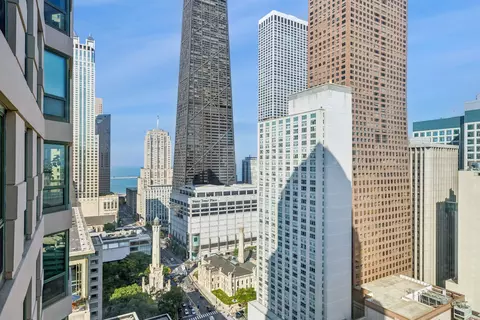 100 E Huron St #2004, Chicago, IL 60611 photo 4