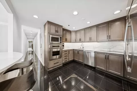 100 E Huron St #2004, Chicago, IL 60611 photo 15