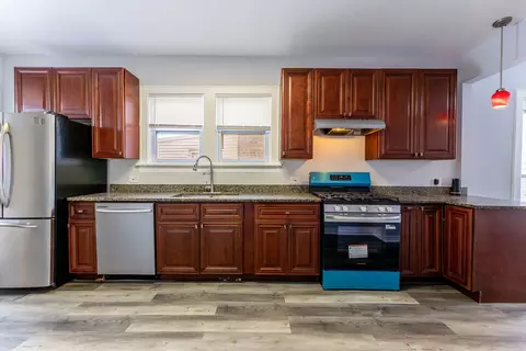 Kitchen - 7427 S Perry Ave, Chicago, IL 60621 photo 2 of 3