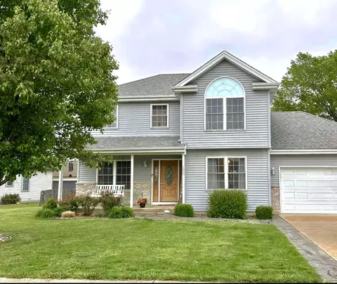 230 E Big Timber Dr, Coal City, IL 60416