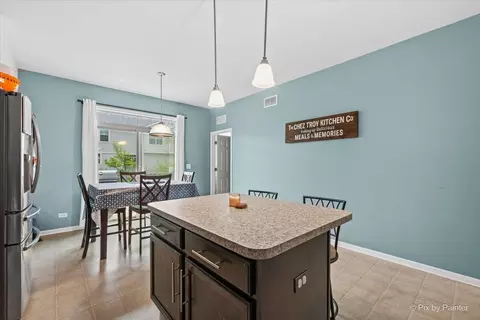 Kitchen - Undisclosed, Winfield, IL 60190 photo 4 of 5